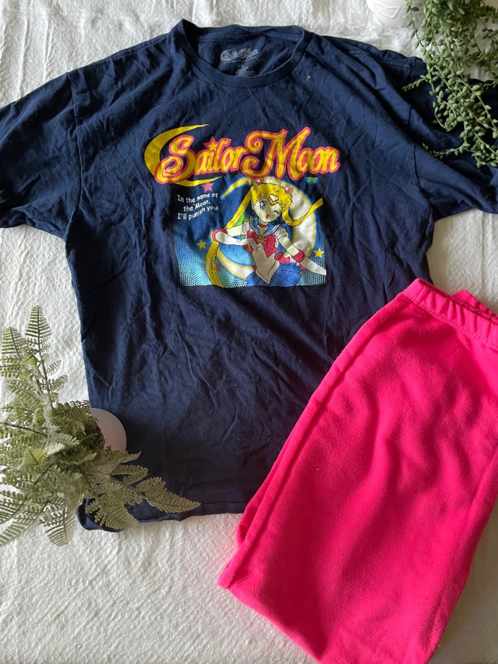 Sailor moon graphic tee